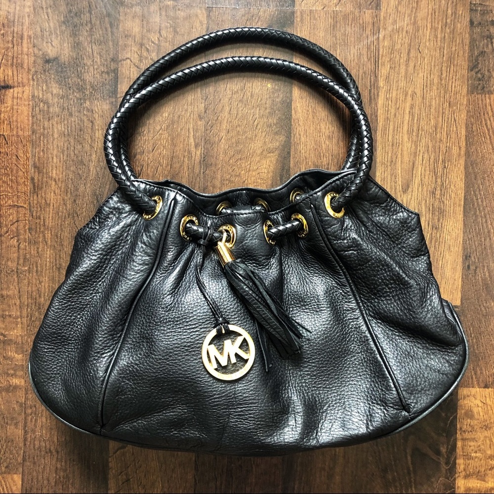 [SOLD] Michael Kors black leather tote